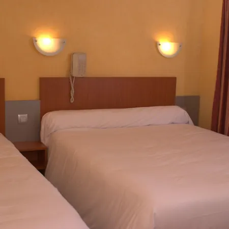 Hotel Little 2*